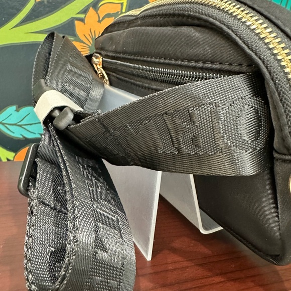 Valentino Orlandi Nylon Waist / Fanny / Belt Bag with Wallet Pouch ✨NWT - Picture 6 of 9